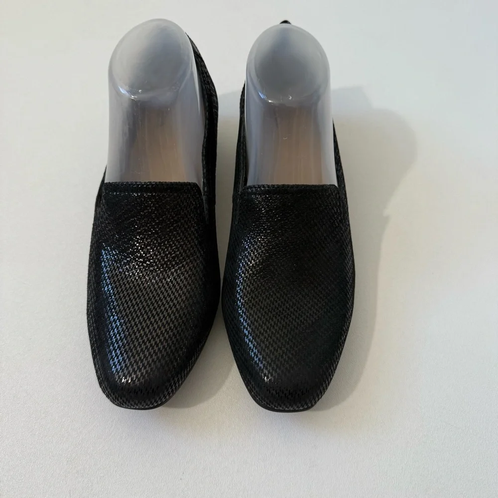 Clark’s Leather Juliet Hanley Slip On Loafer Shoes Women’s Size 8.5